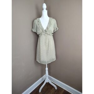 Love Tree Green Floral Ruffle V Neck Flutter Sleeve Mini Dress Size S